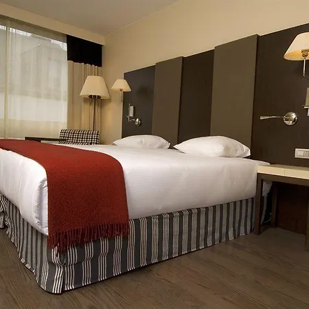 Nh Stephanie Hotel 4*